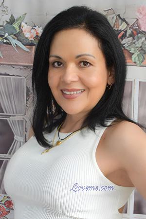 226326 - Ana Age: 58 - Peru